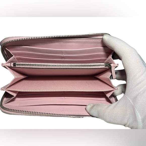 Fendi Leather Multicolor Rainbow Studded Zip Around Wallet in Santa Barbara pink - Picture 14 of 16